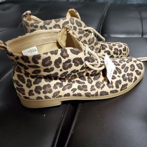Leopard print shoes
